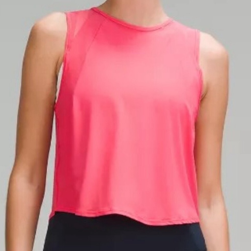 Lululemon NWT Sculpt Cropped Tank Size 10 Lipgloss